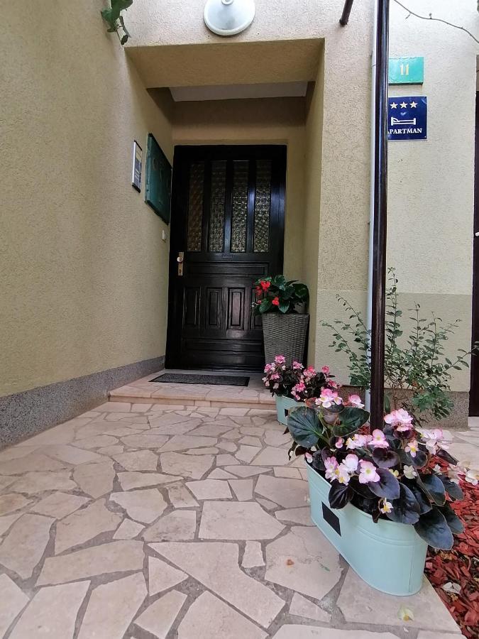 Apartment Oliva Pula Exterior foto